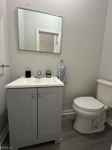 19 Prince James DR, Hampton, VA 23669