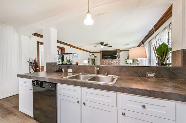 16423 Mossy Grove, Humble, TX 77346