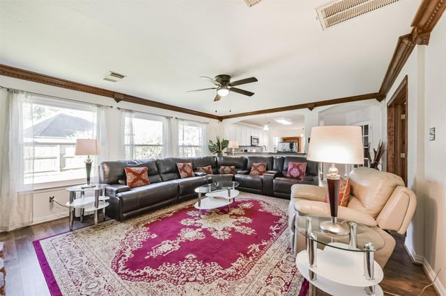 16423 Mossy Grove, Humble, TX 77346