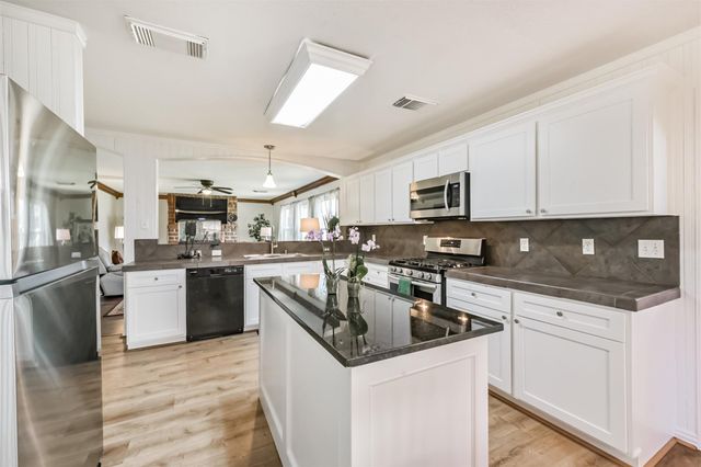 16423 Mossy Grove, Humble, TX 77346