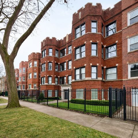 7628 S Essex Avenue 1N, Chicago, IL 60649
