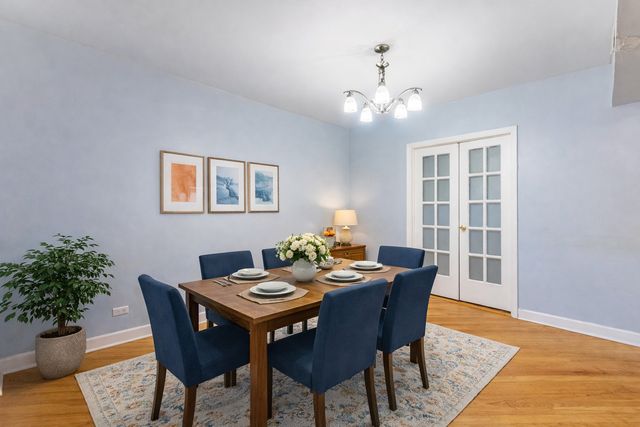 7628 S Essex Avenue 1N, Chicago, IL 60649