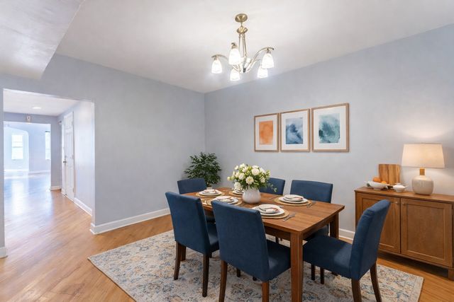 7628 S Essex Avenue 1N, Chicago, IL 60649