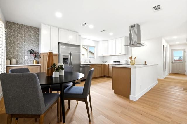 4384 Albatross Way, Oceanside, CA 92057