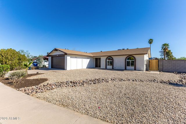 402 W EL PRADO Road, Chandler, AZ 85225