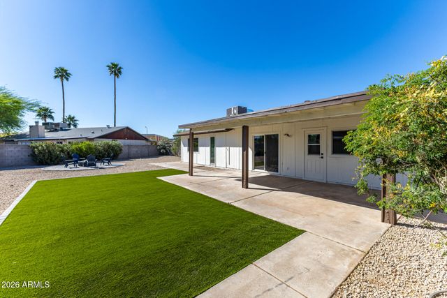 402 W EL PRADO Road, Chandler, AZ 85225