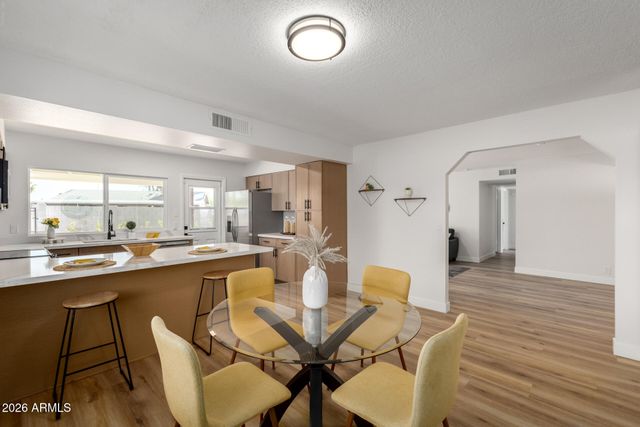 402 W EL PRADO Road, Chandler, AZ 85225