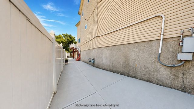 810 Nugent Avenue, New York City, NY 10306