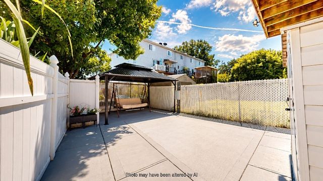 810 Nugent Avenue, New York City, NY 10306