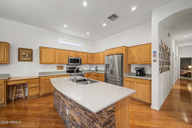 23935 N 80TH Drive, Peoria, AZ 85383