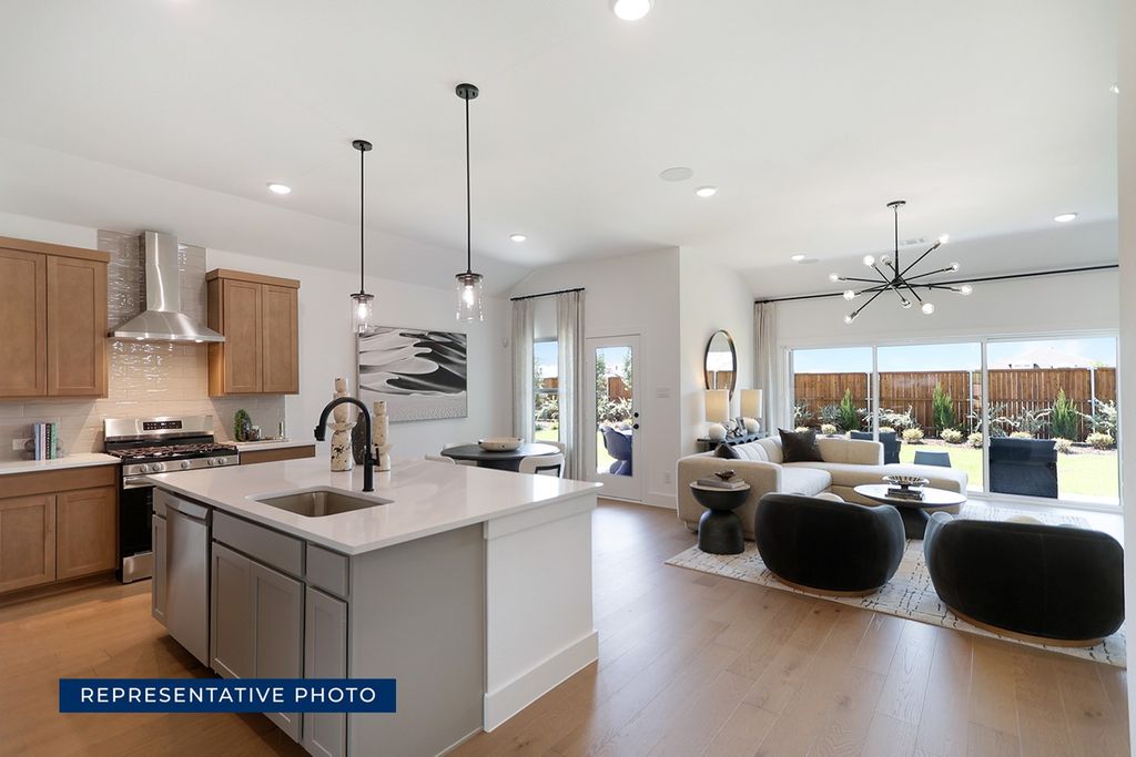 312 Arches Drive, Denton, TX 76210 — photo 3