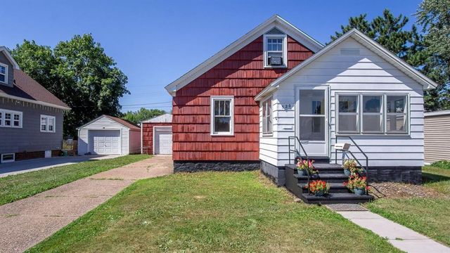 520 W Cedar Street, Chippewa Falls, WI 54729