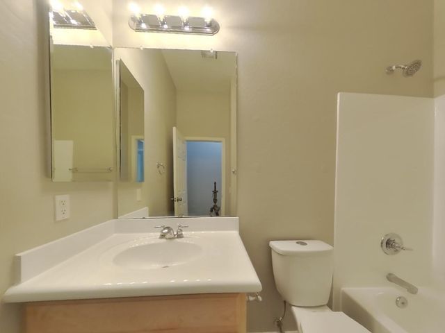 7251 W Paradise Lane, Peoria, AZ 85382