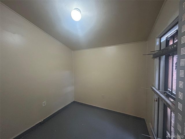 5290 University Place, Detroit, MI 48224