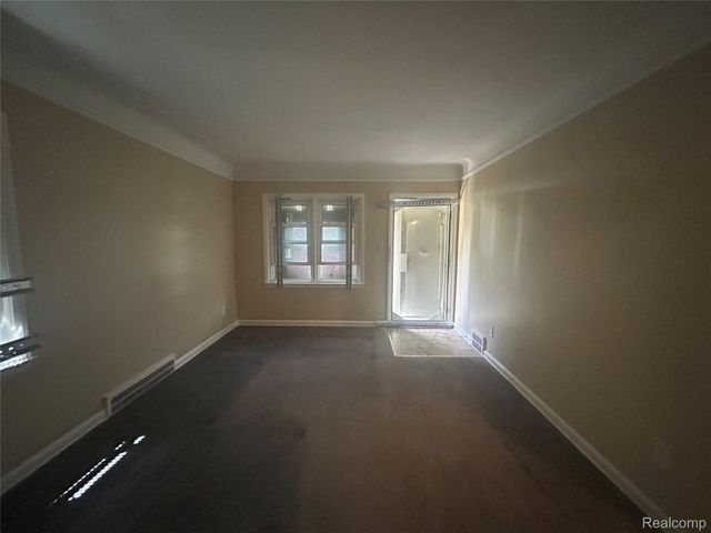 5290 University Place, Detroit, MI 48224