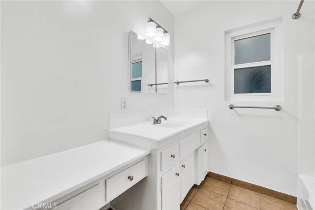 3706 Redondo Beach A, Torrance, CA 90504