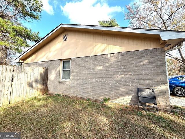 2195 Rochelle Way, South Fulton, GA 30349