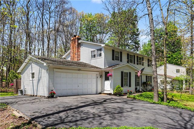 39 South Ridge Trail, Perinton, NY 14450