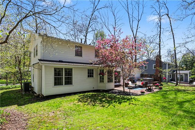 39 South Ridge Trail, Perinton, NY 14450