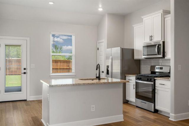 3116 Evyn Boulevard, Yukon, OK 73099