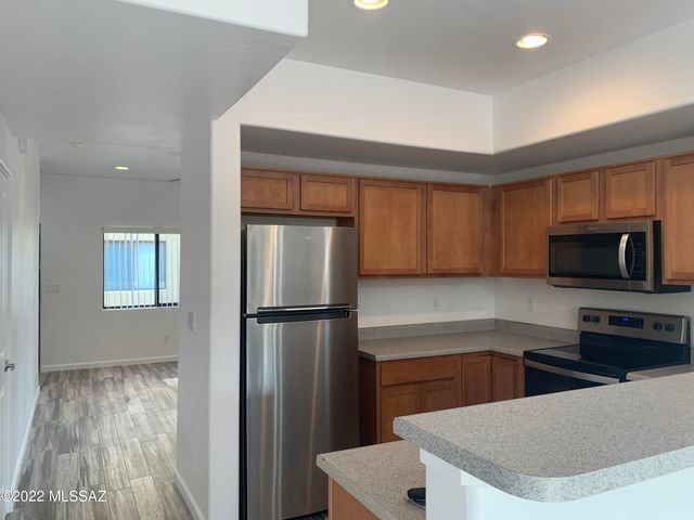 1741 E Hedrick Drive, Tucson, AZ 85719