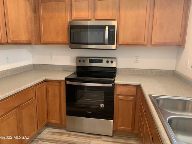 1741 E Hedrick Drive, Tucson, AZ 85719