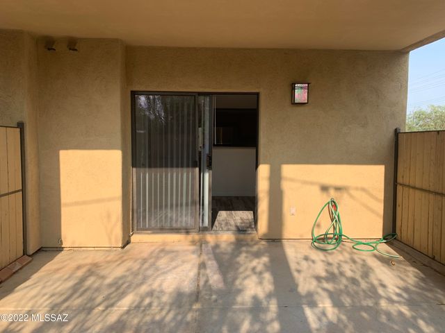 1741 E Hedrick Drive, Tucson, AZ 85719