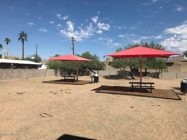 1741 E Hedrick Drive, Tucson, AZ 85719