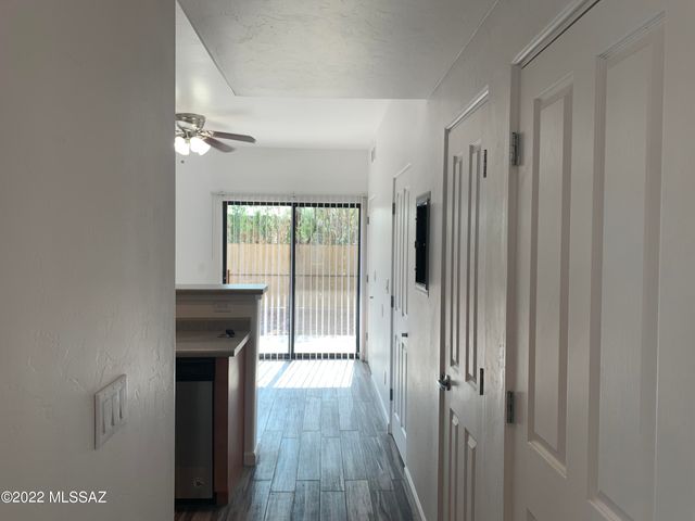 1741 E Hedrick Drive, Tucson, AZ 85719