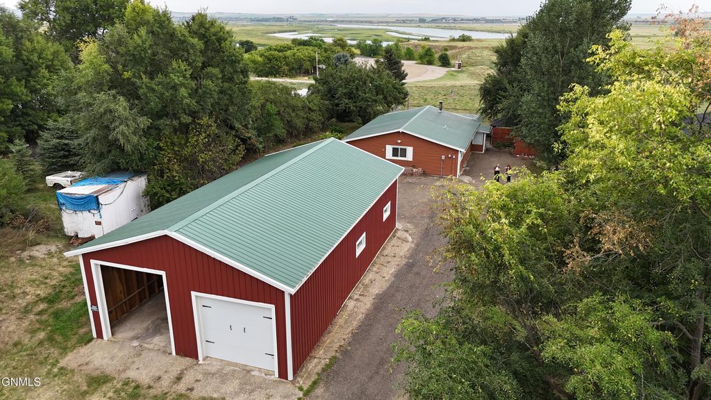 6308 8th Avenue, Fort Rice, ND 58554 photo 3