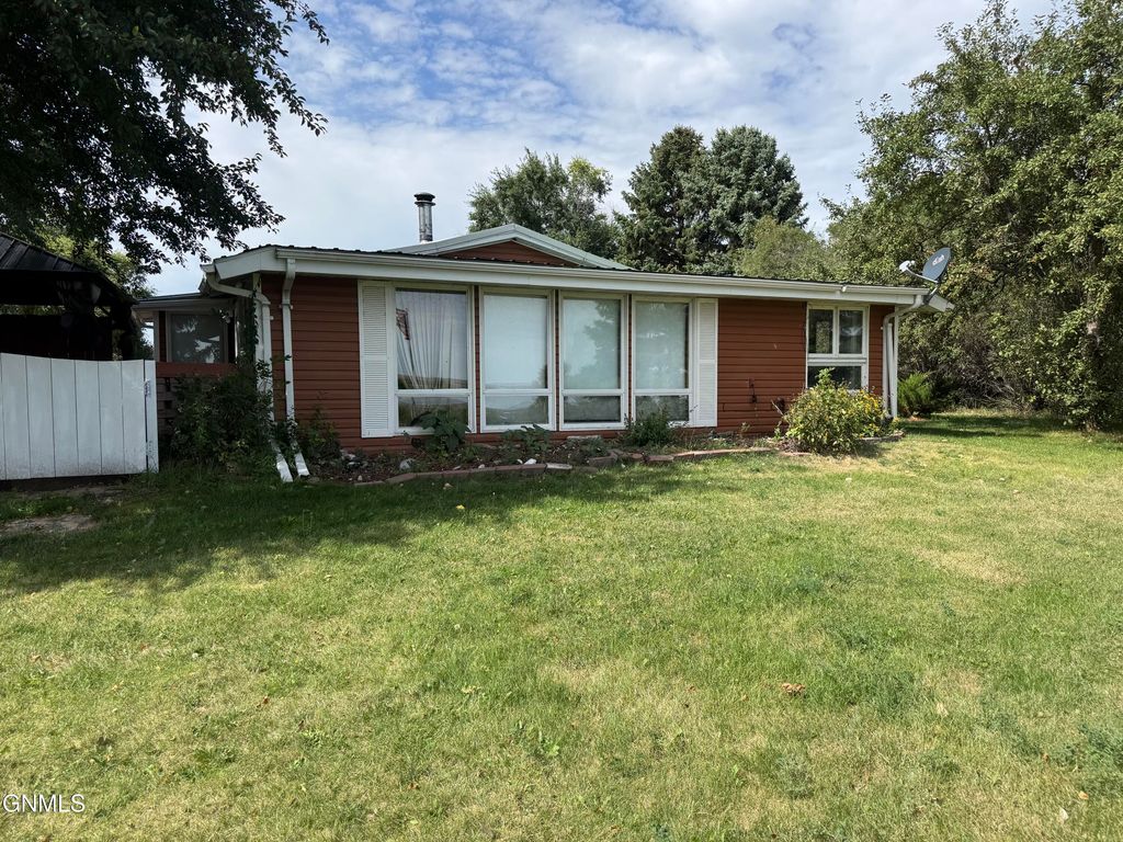 6308 8th Avenue, Fort Rice, ND 58554 photo 5