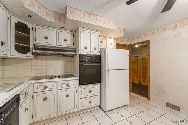 16 Harriet Avenue, Buffalo, NY 14215