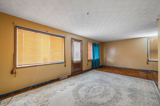 16 Harriet Avenue, Buffalo, NY 14215