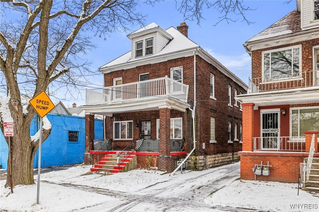 16 Harriet Avenue, Buffalo, NY 14215