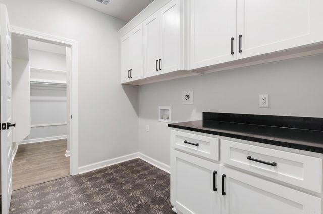 517 Valley Oak Drive, Sherwood, AR 72120