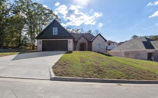 517 Valley Oak Drive, Sherwood, AR 72120