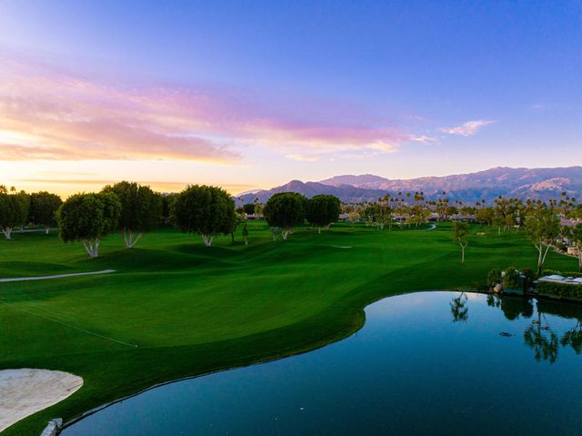 337 Red River Road, Palm Desert, CA 92211