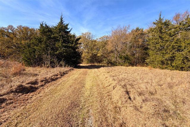 18050 Terrace Drive, Kemp, TX 75143