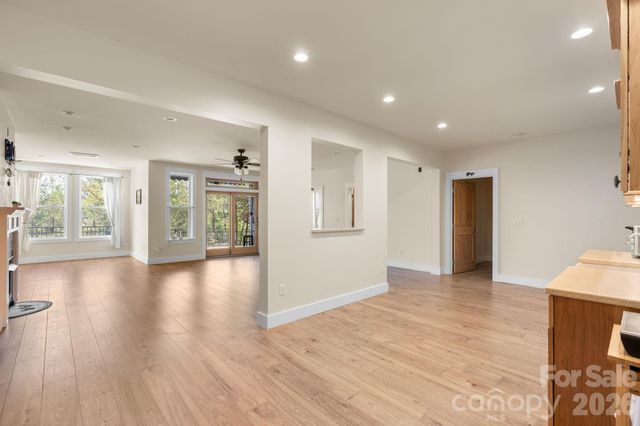 34 Rose Creek Road, Leicester, NC 28748