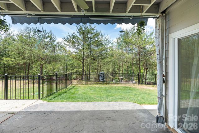 34 Rose Creek Road, Leicester, NC 28748