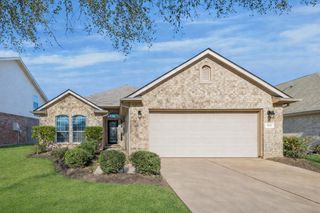 1818 High Falls Lane, Pearland, TX 77581