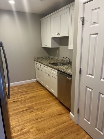 20 Humphrey 9, Weymouth, MA 02189