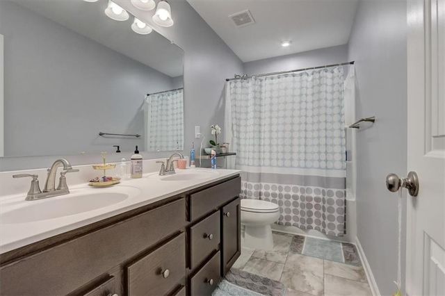 170 Greenbrier Way, Canton, GA 30114