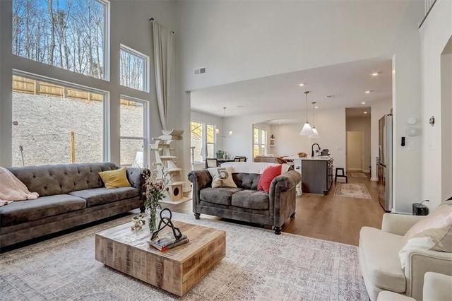 170 Greenbrier Way, Canton, GA 30114