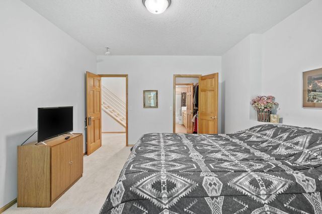 12525 42nd Avenue N, Plymouth, MN 55441