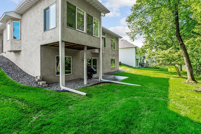 12525 42nd Avenue N, Plymouth, MN 55441