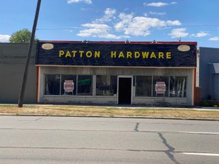 24915 Gratiot Avenue, Eastpointe, MI 48021