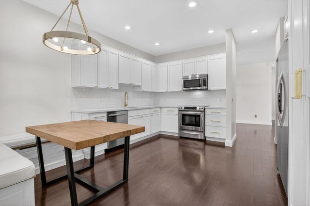 10530 Lake Vista Circle, Boca Raton, FL 33498