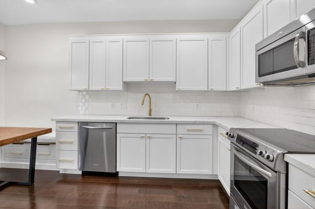 10530 Lake Vista Circle, Boca Raton, FL 33498