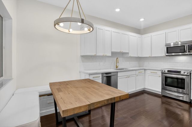 10530 Lake Vista Circle, Boca Raton, FL 33498